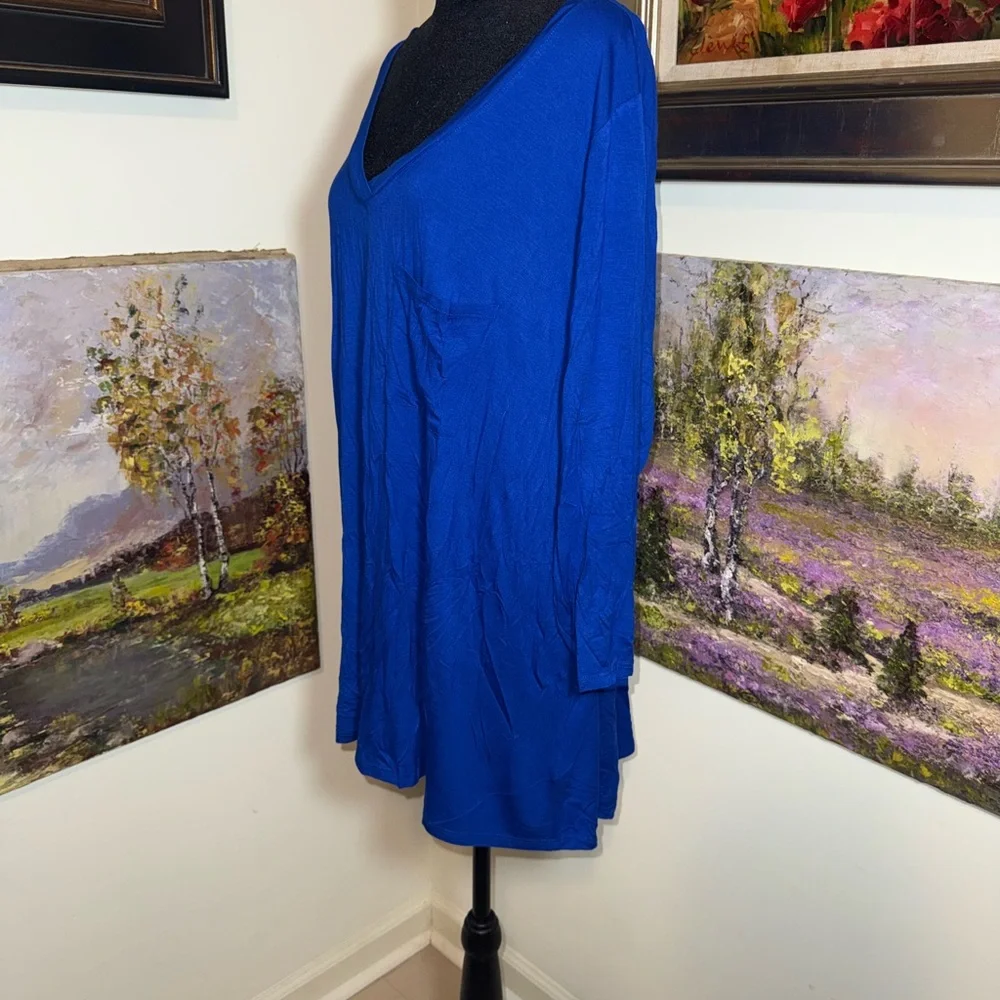 🐠 Cable & Gauge Royal Blue V-Neck Tunic